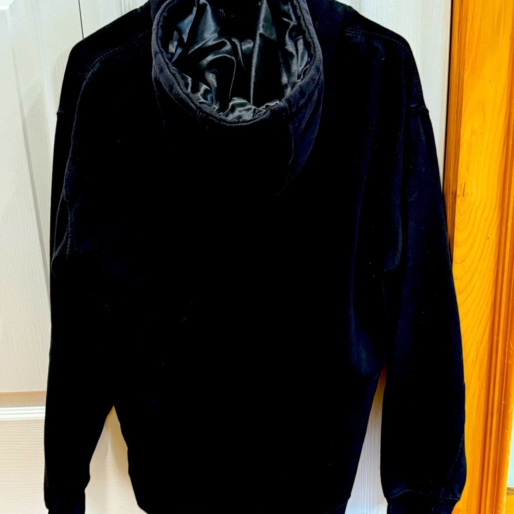 Size Large Black with Silk Hoodie